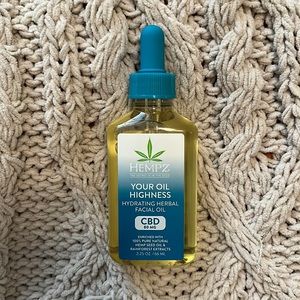 2.25 oz Hempz facial oil
